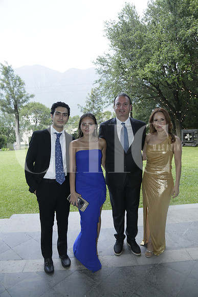 René Garza, Alana Belden, Rodrigo Belden y Lorena Arevalo (3)