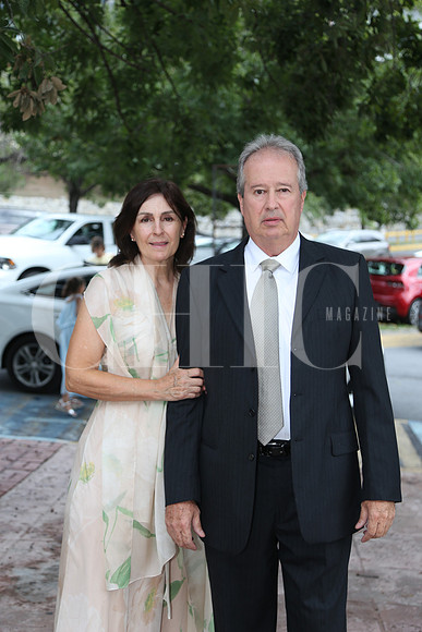 Francisco Martínez y Cecila Martínez 0