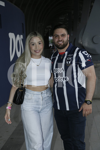 Angie Sandoval y Carlos Handal