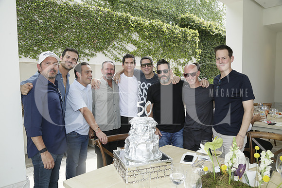 Ernesto Vega, Lalo Martínez, José Martínez, Chacho Gutíerrez, Goyo Martínez, Rafael Saldaña Claudio Zambrano, Juan Carlos González y Alberto Coindreau