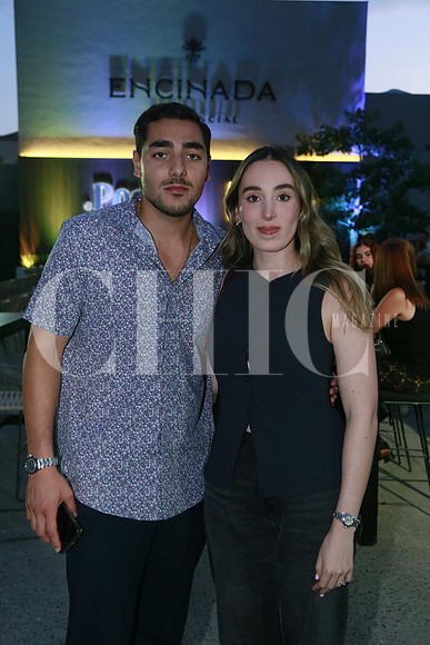 Carlos Rodríguez y Valeria Fuentes