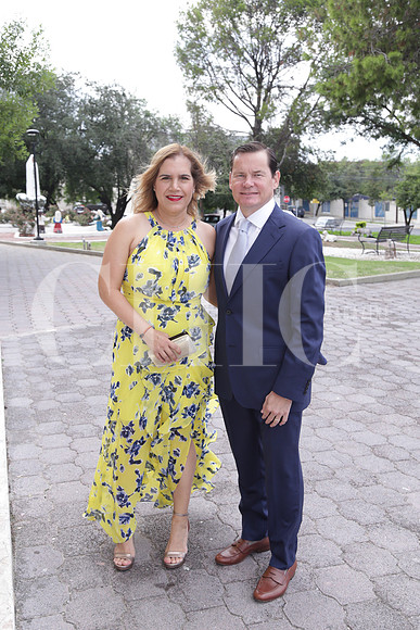 Vivi Paredes y Mauricio Zambrano 0