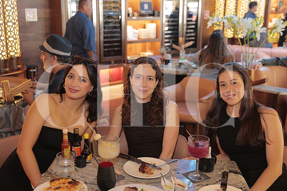 Andrea Gomez, Estefania Lopez y Loreta Díaz 2
