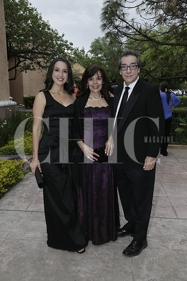 Vero Martínez, Verónica Elizondo de Martínez y José Martínez (2)