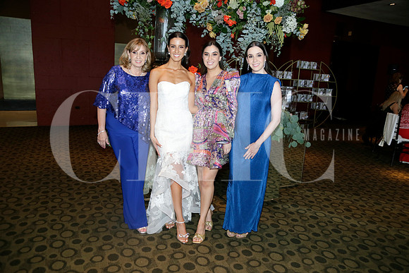 Betty Santos de Domene, Bárbara Domene, Roberta Domene y Alejandra Domene (2)