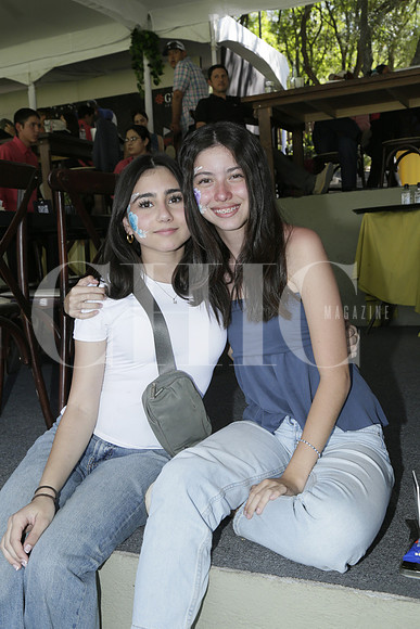 María Fuentes y Paola Elizabeth Rodríguez (2)