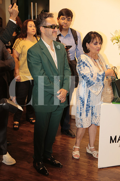 Luis W Guajardo 1