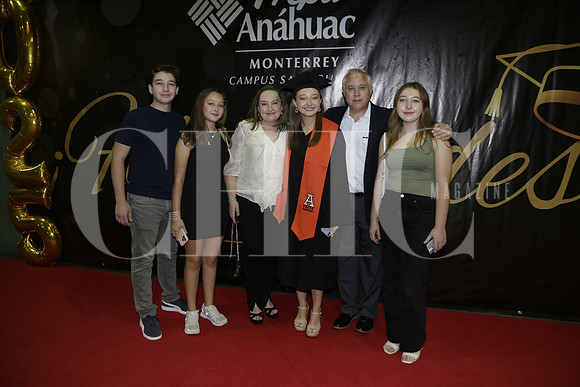 Pablo Batarse, Lucy Batarse, Margarita Quintanilla de Batarse, Magy Batarse, Jesus Batarse y Sofi Batarse (2)