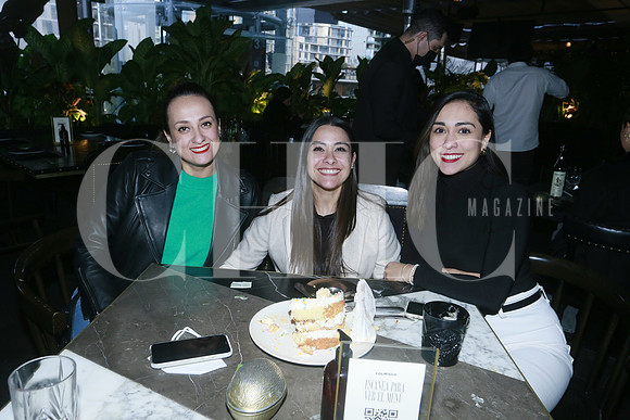 (Rest. Bestia) Patricia Ramírez, Jessica Carriles y Daniela Pineda