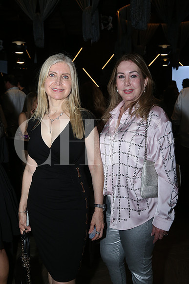 Juany Cavazos y Nancy Montemayor 1