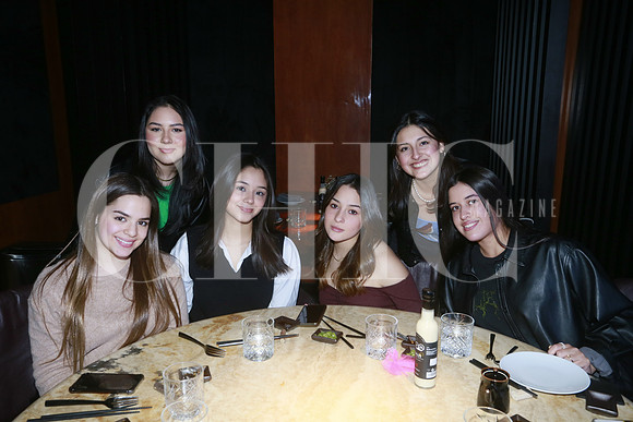 (Azia) Abril Mendoza, Paulina González, Andrea González, Ximena González, Agustina Pavon y Emilia Rodríguez