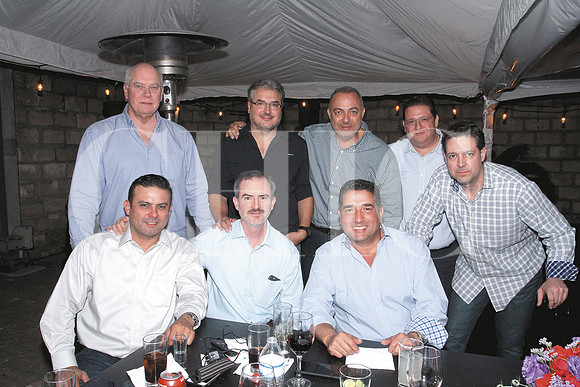 Guillermo Putz, Sergio Salinas, Nazario Assad, Jose Hinojosa, Gerardo Elizondo, Gildardo Chavez, Tito Eikelman y Cesar Ya§ez