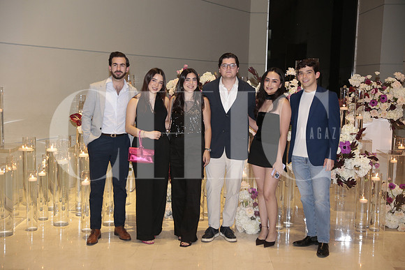 David Quiroga, Silvana Corral, Ivanna Garza, Luis Perez, Valeria Montoya y Matias Odriozola 5