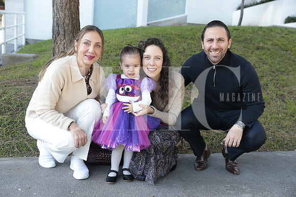 Paty Kalife, Sofia Barrera, Fernanda Gonzalez y Mario Barrera 11