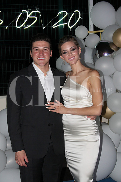 Samuel Garcia y Mariana Rodriguez (2)