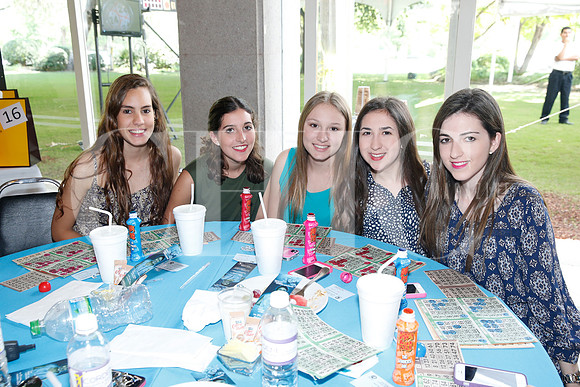 Lucía Garza, Natalia Laballi, Paulina Treviño, Isamar Marroquín y Martha Garza