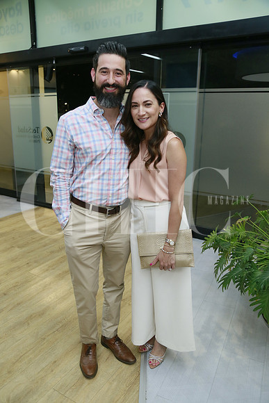 Antonio Alanis y Nora Martínez (2)