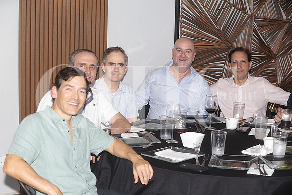 Daniel Arcq, Jesús Chavez, Alejandro Morales, Luis Lazaro, David Rodriguez y Marcelo Prestamo 1