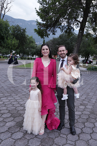 Paola Safi, Elena Lozano, Daniel Lozano y Romina Lozano 0