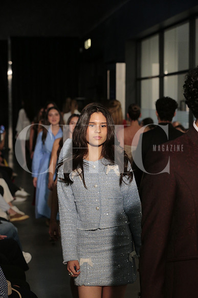 Pasarela 569