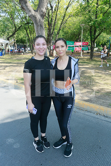 Alexa del Bosque y Jennifer Quijano de Del Bosque