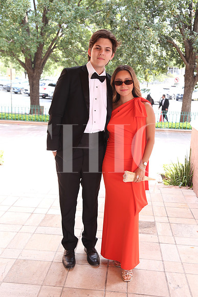Andrés Albajari y Valeria Gracia0