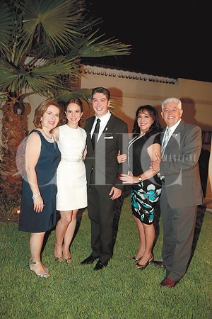 Novios con sus papas