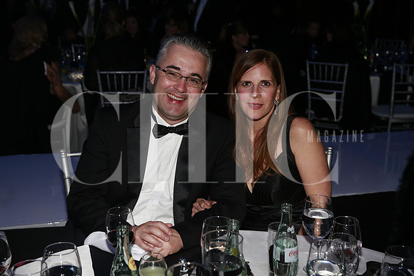 Rafael Limon y Camila Salinas de Limon