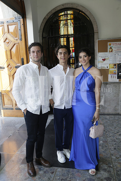 Alejandro Villarreal, Federico Villarreal y Alicia Muzquiz. (2)
