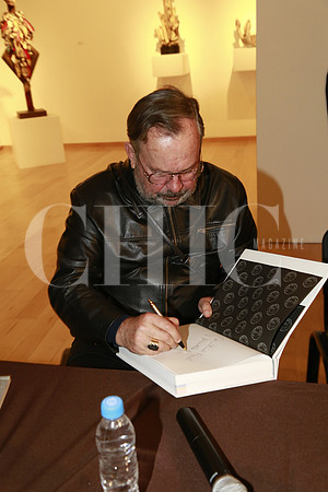 Mauricio Fernández Firmando libros