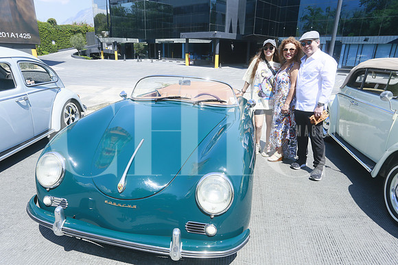 Cynthia Hinojosa, Patricia de Hinojosa y Carlos Hinojosa
