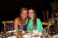 Tete García Luna de Barrera y Claudia Ayala de Guerra