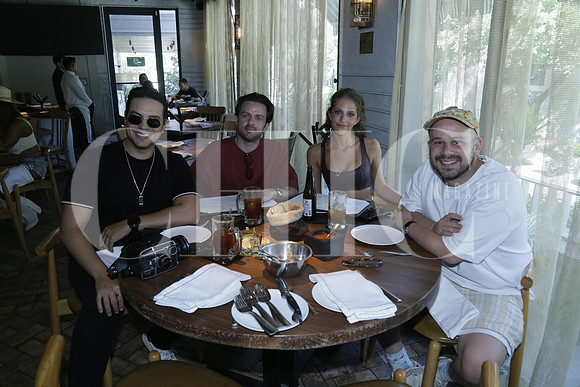 Vadhir Derbez, Rodrigo Gómez, Eugenia González Ballesteros y Felipe Sánchez (2)