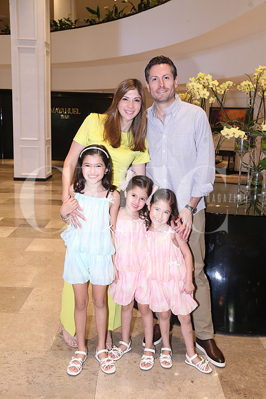 Ana Sofi Leal, Marcelo Guerra, Sofi Guerra, Corde Guerra y Vale Guerra 0