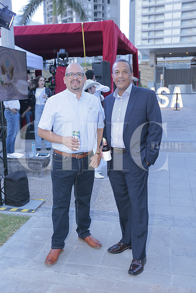 Paulo Martinez y Gabriel Kapaghian 1