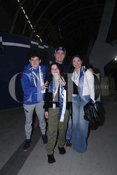 Carlos Portela, Carlos Portela, Cecy Gutiérrez y Sofia Portela 1