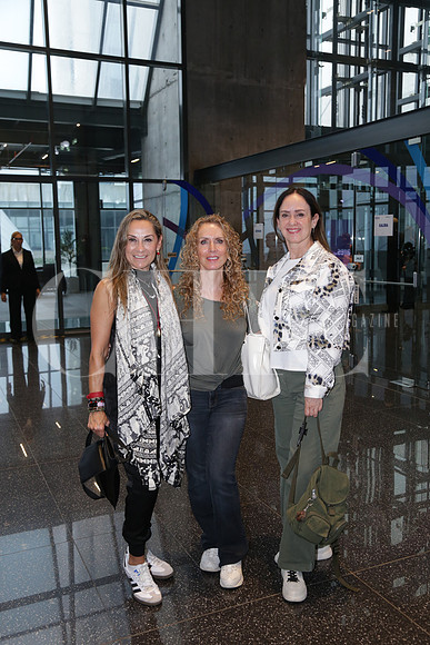 Conchis Borjon, Annie Stratmann y Claudia López 1