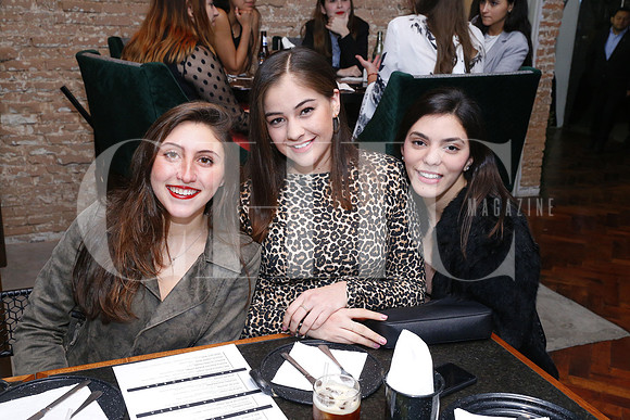 Frida Garza, Marce Bravo y Catalina Villarreal (2)
