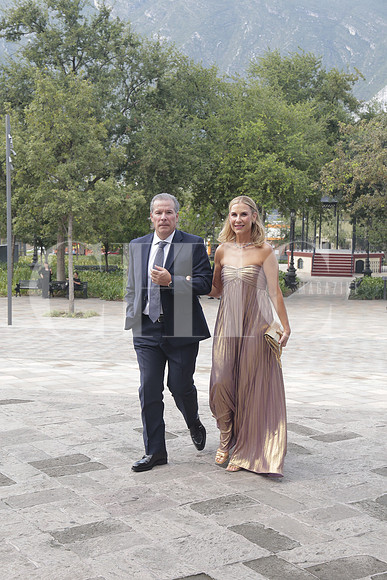 Ricardo Albuerne y Carolina Pro 1