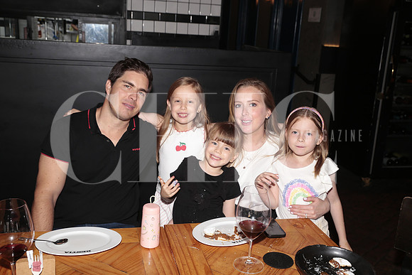 Jorge Gracia, Maria Paulina Gracia, Valeria Gracia, Paulina Santos y Romina Gracia 2