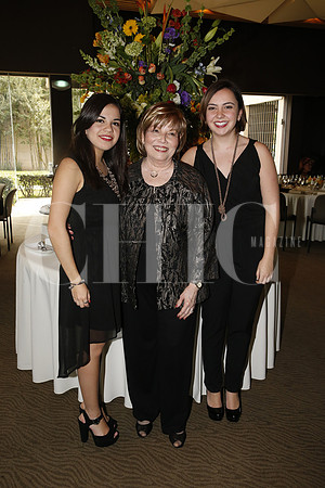 Rosario Benavides, Rosario Fausti de Canales y Ana Tere Canales