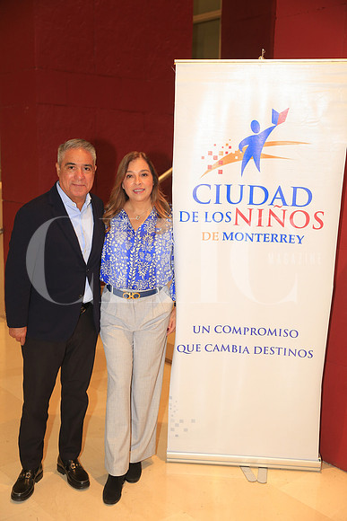 Alejandro Ruiz Montemayor y Martha Carranza 1