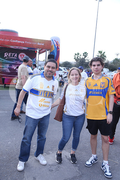 Ruben García, Alison Diehel y Patricio Garcia1