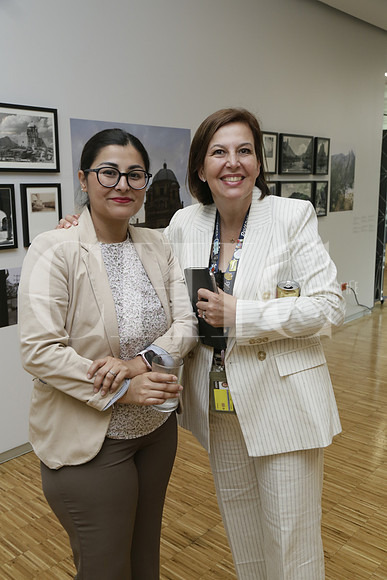 Nohemí Gamboa y Marta Mariscal