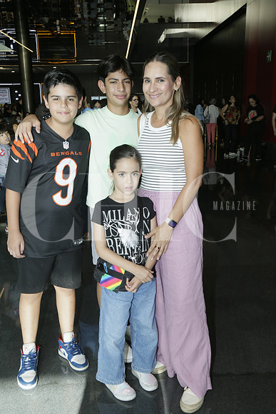 Fede Rodal, Emiliano Roda,l Mónica Aguirre de Rodal y Cordelia Rodal (2)