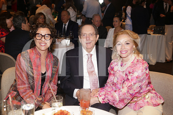 Luz Lobaton, Adriana Garza Morton y Fernando Santos 2