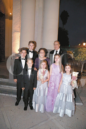 María Eugenia de Cruz, Héctor Cruz, Emilio, Héctor, Eugenio, Paulina, Jimena y Daniela Cruz