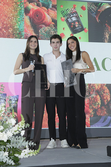 Valeria Quintana, Andrés Palacios y Eugenia Rodríguez (2)