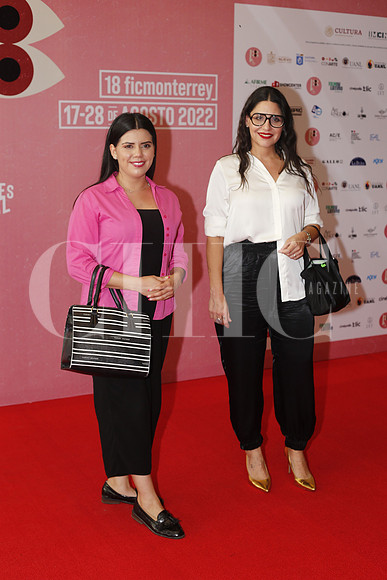 Ninfa Romero y  Fernanda Lopez (4)