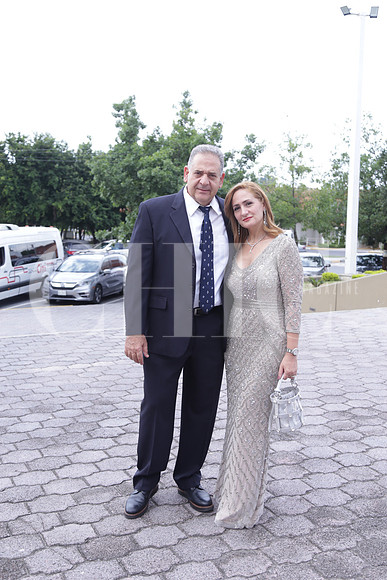 Gerardo Janun y Martha Trad0